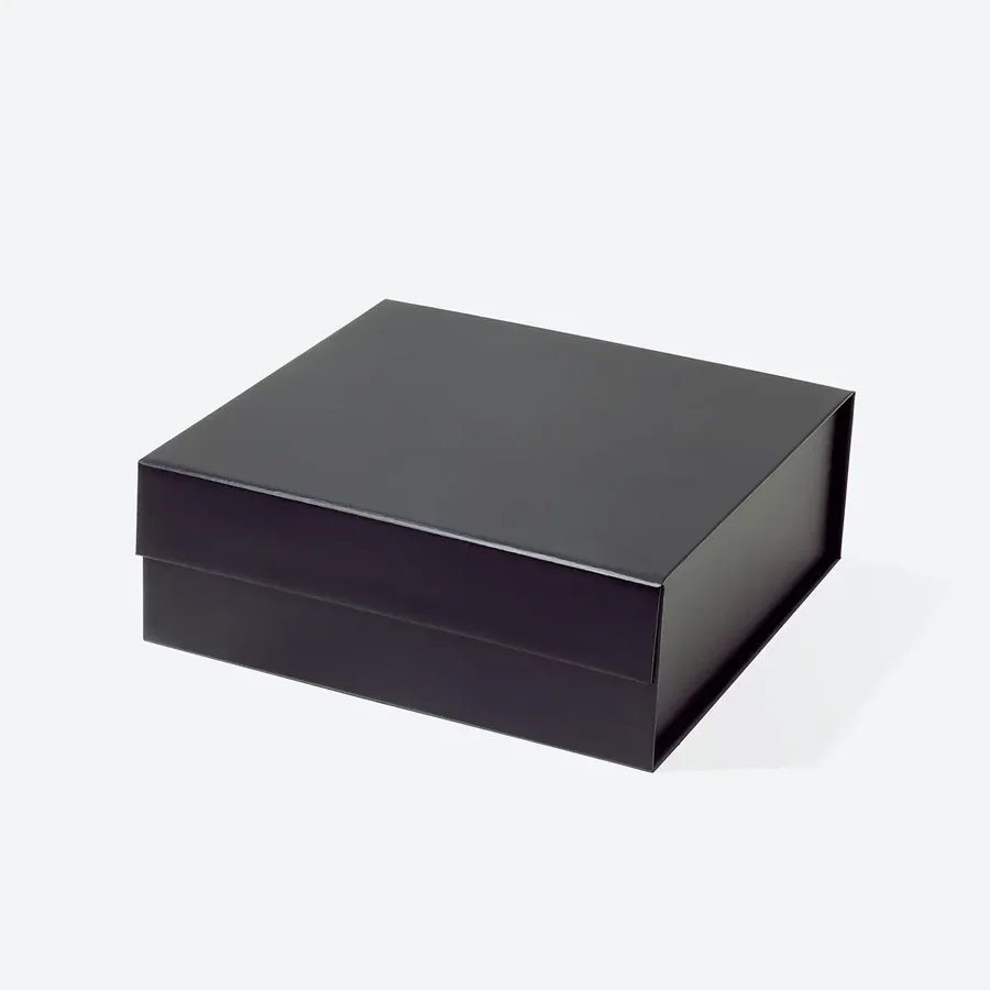 Pudełko magnetyczne B6 czarne kwadratowe 203x203x75 mm na prezent