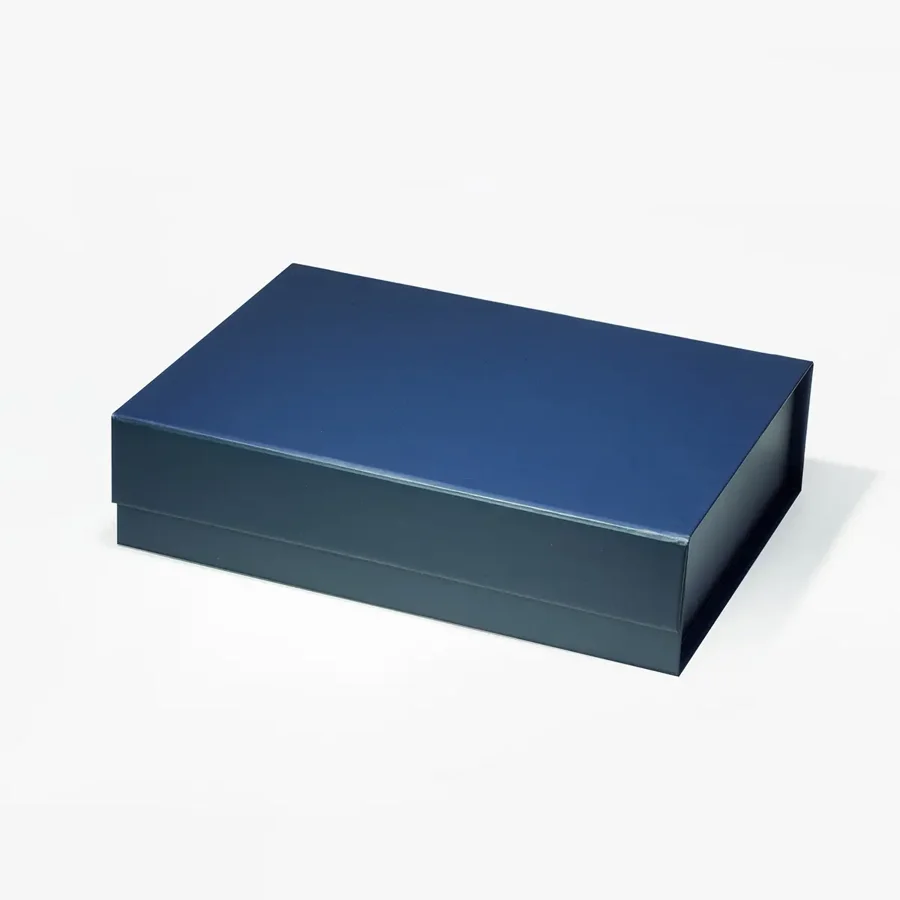 Pudełko magnetyczne A5 granatowe 235x170x60 mm zewn. prezentowe