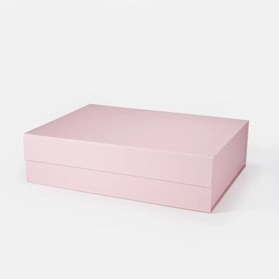 Pudełko magnetyczne prezentowe A3 różowe płytkie 440x320x120 mm