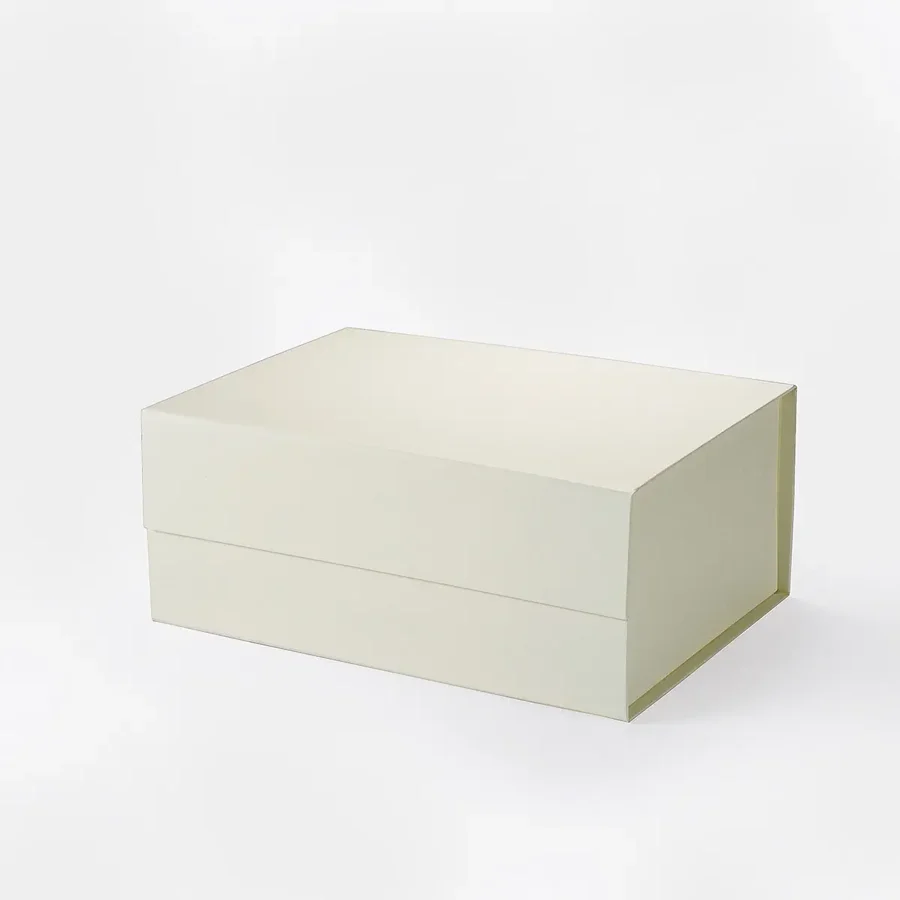 Pudełko magnetyczne A5 kremowe IVORY 235x170x100 mm prezentowe