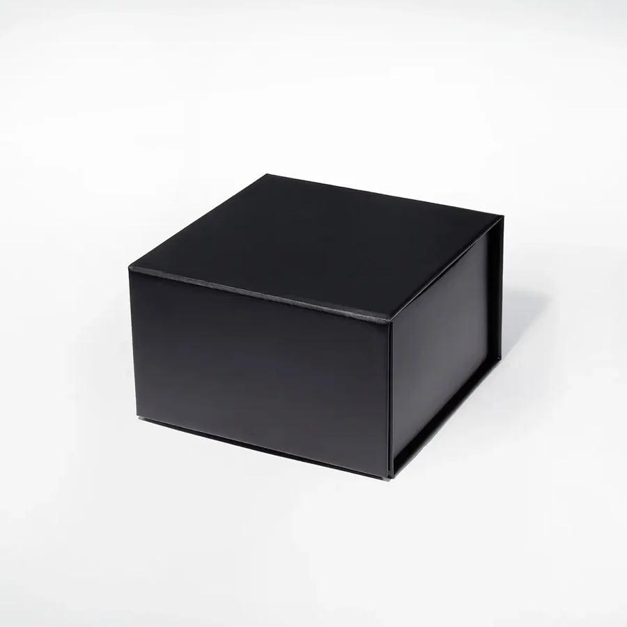 Pudełko Magnetyczne Czarne 100x100x65mm(zew) Ozdobne Na Biżuterie