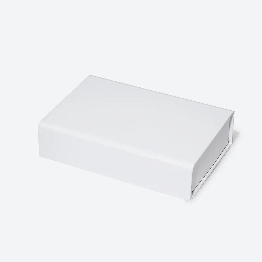 Białe pudełko magnetyczne B7 152x102x38 mm ozdobne prezentowe