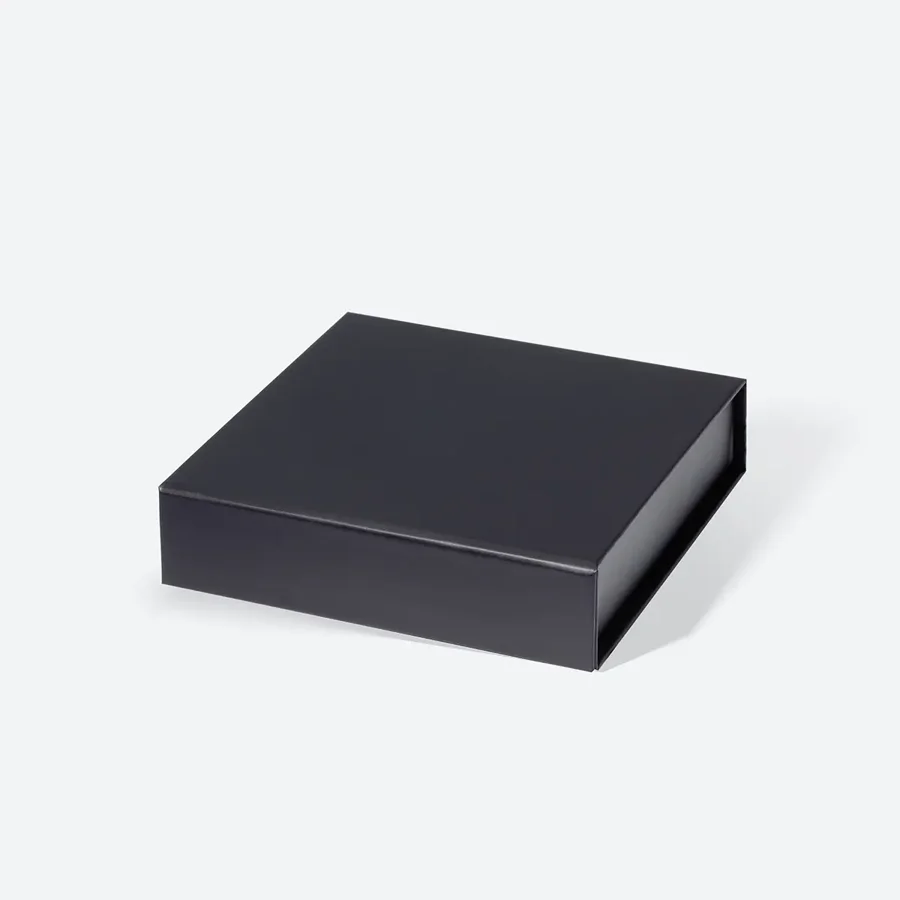 Pudełko magnetyczne czarne 152x152x38 mm B7 ozdobne prezentowe premium