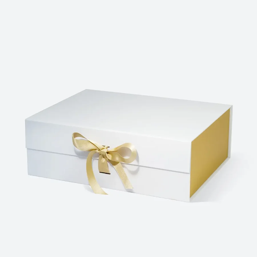 Pudełko Magnetyczne 330x255x115mm Biało-Złote Ze Wstążką A4 Eleganckie