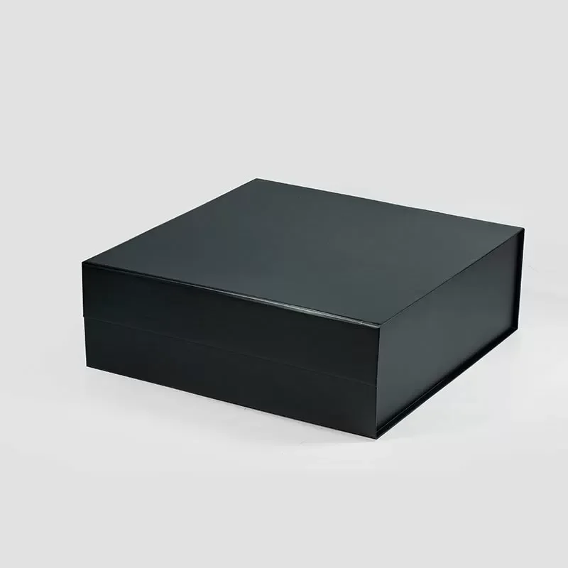 Pudełko Magnetyczne Czarne 330x330x115mm (zew)A4 Na Prezent Ozdobne