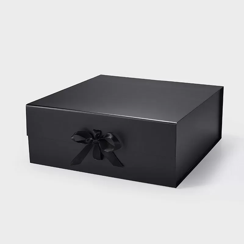 Pudełko Magnetyczne Czarne Z Wstążką L 380x380x150mm(zew) Prezentowe