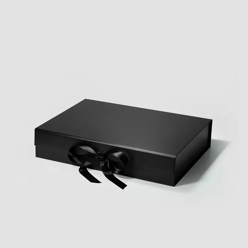 Pudełko Magnetyczne Czarne Z Wstążką 330x255x70mm(zew) A4 Prezentowe