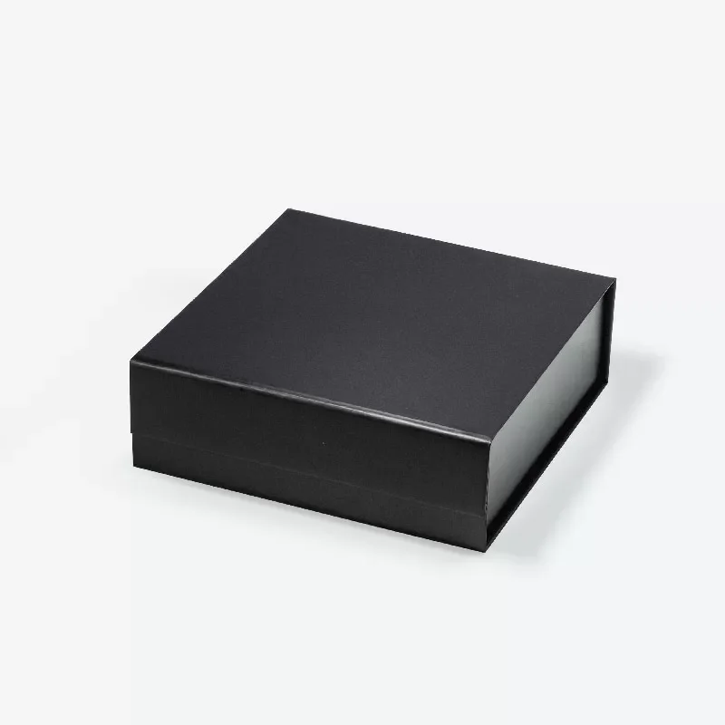 Pudełko magnetyczne prezentowe czarne 175x175x60 mm A6 eleganckie