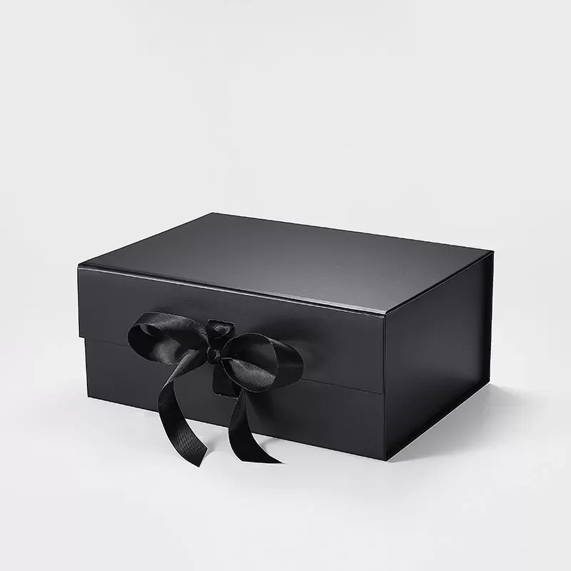 Pudełko Magnetyczne Czarne z Wstążką 235x170x100mm(zew) Prezentowe