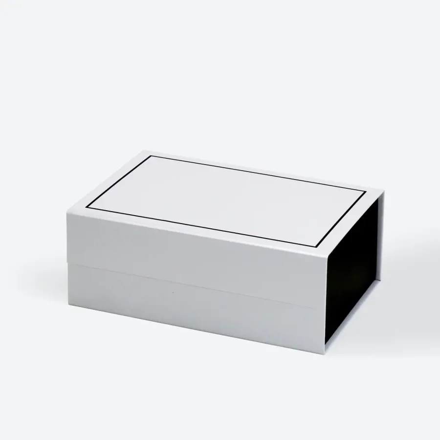 Pudełko magnetyczne 235x170x100 mm biało-czarne opakowanie prezentowe